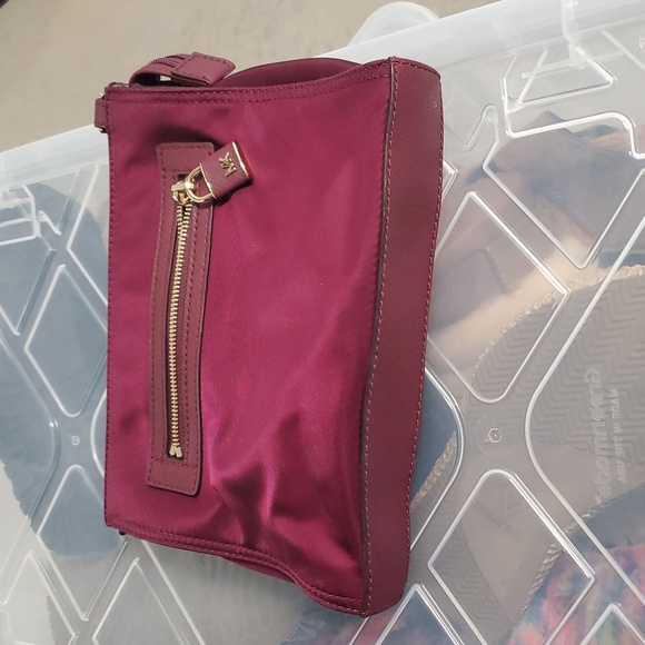 Michael Kors Janie crossbody nylon bag (#22) - Picture 7 of 7